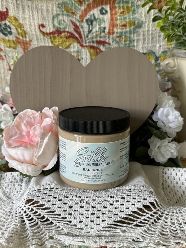 Dixie Belle Silk All In One Mineral Paint Badlands