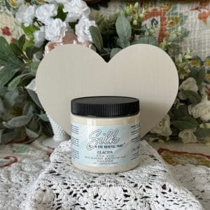 Dixie Belle Silk All In One Mineral Paint Glacier
