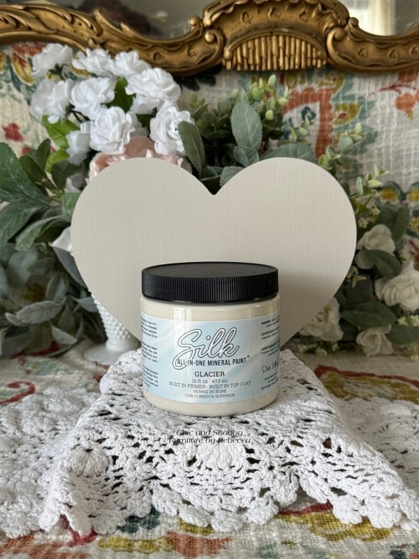Dixie Belle Silk All In One Mineral Paint Glacier