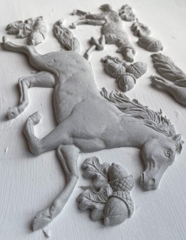 IOD Decor Mould Horse & Hound - Image 3