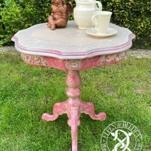 Side table Elfen & Helden "Berry Blossom" - Hand-painted, unique vintage piece made of solid wood