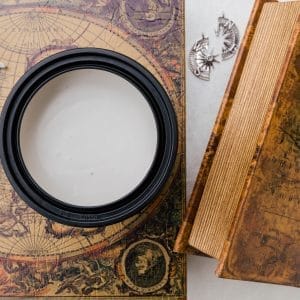 Dixie Belle Terra Clay Paint Moon Beam