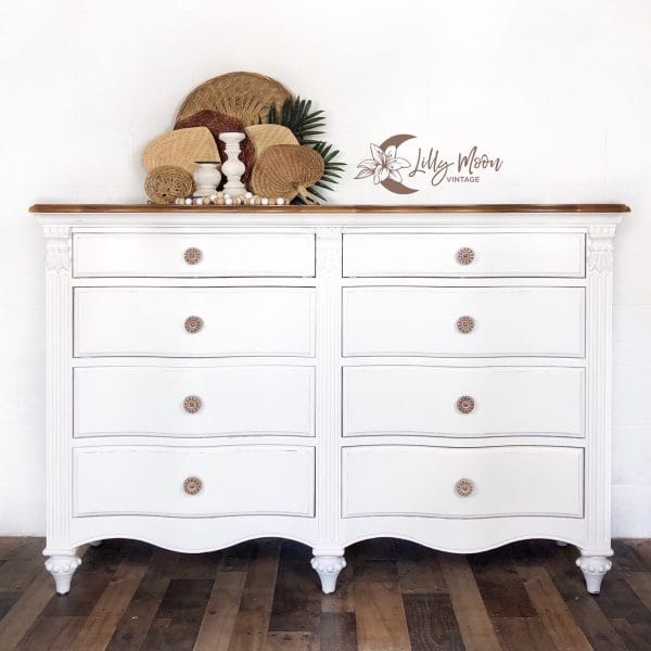 Dixie Belle Chalk Mineral Paint Fluff - Image 10