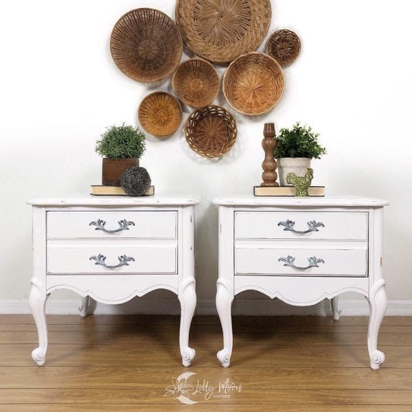Dixie Belle Chalk Mineral Paint Fluff - Image 9