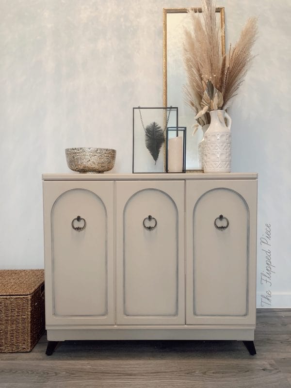 Dixie Belle Chalk Mineral Paint Burlap - Image 4