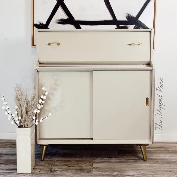 Dixie Belle Chalk Mineral Paint Sand Bar - Image 4