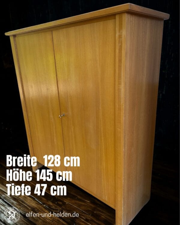 Versatile wooden cabinet - ready for your project or for refurbishment at home - Image 2