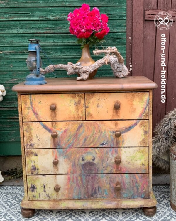 BETSY THE GIPSY – handbemalte Vintage-Kommode im Boho-Stil von Elfen & Helden – Bild 2